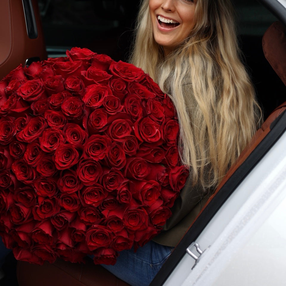 Premium Ecuadorian Red Roses in Central Jersey — The World's #1 Flower, Up to 160 cm by Special Order