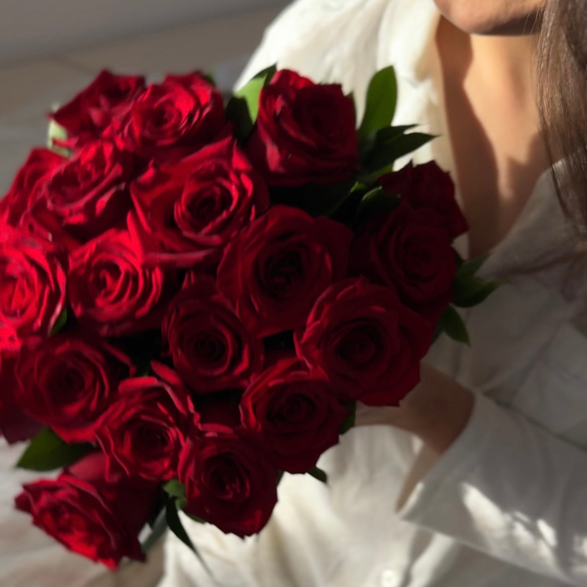 Red Long-Stem Roses Bouquet