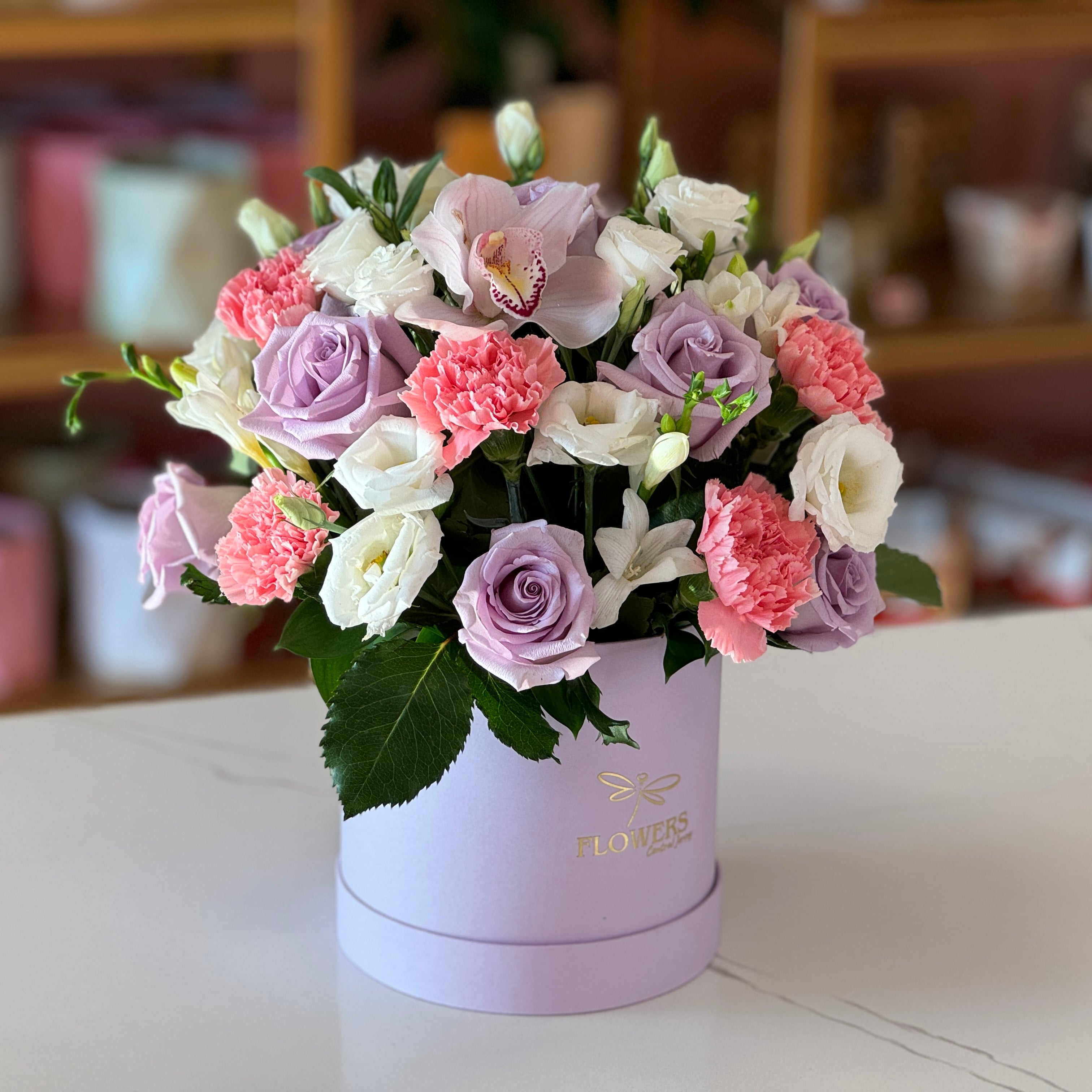SELESTIA Lavender Roses, Carnations & Lisianthus Flower Box