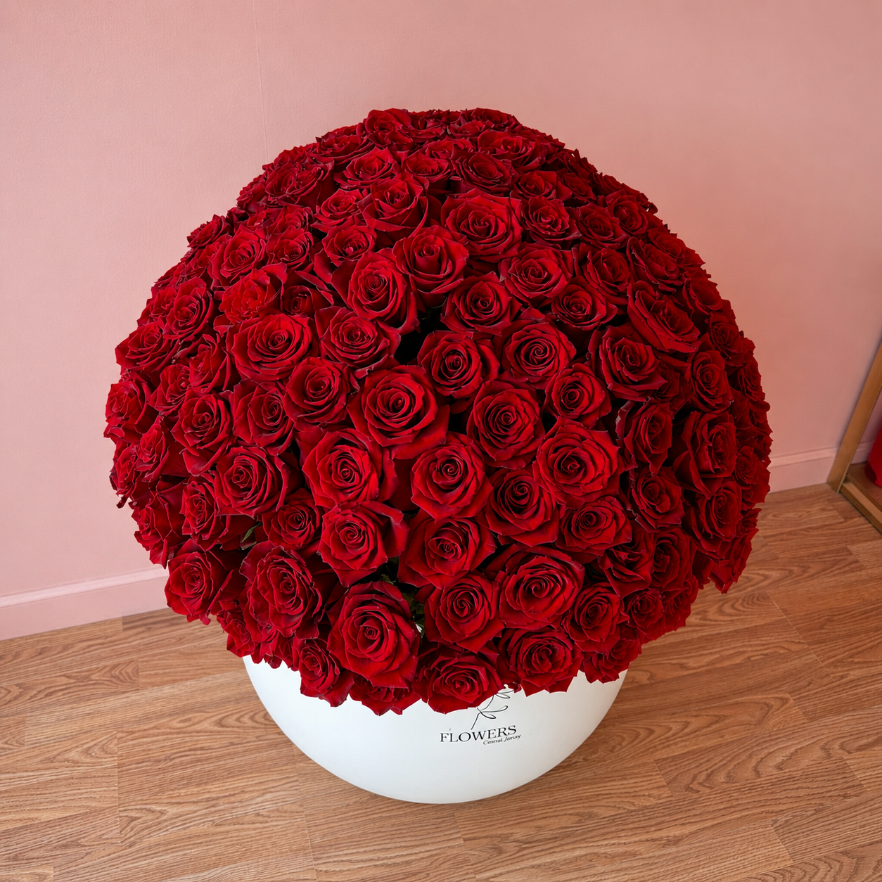 WOW Effect Red Roses Arrangement 300 st.