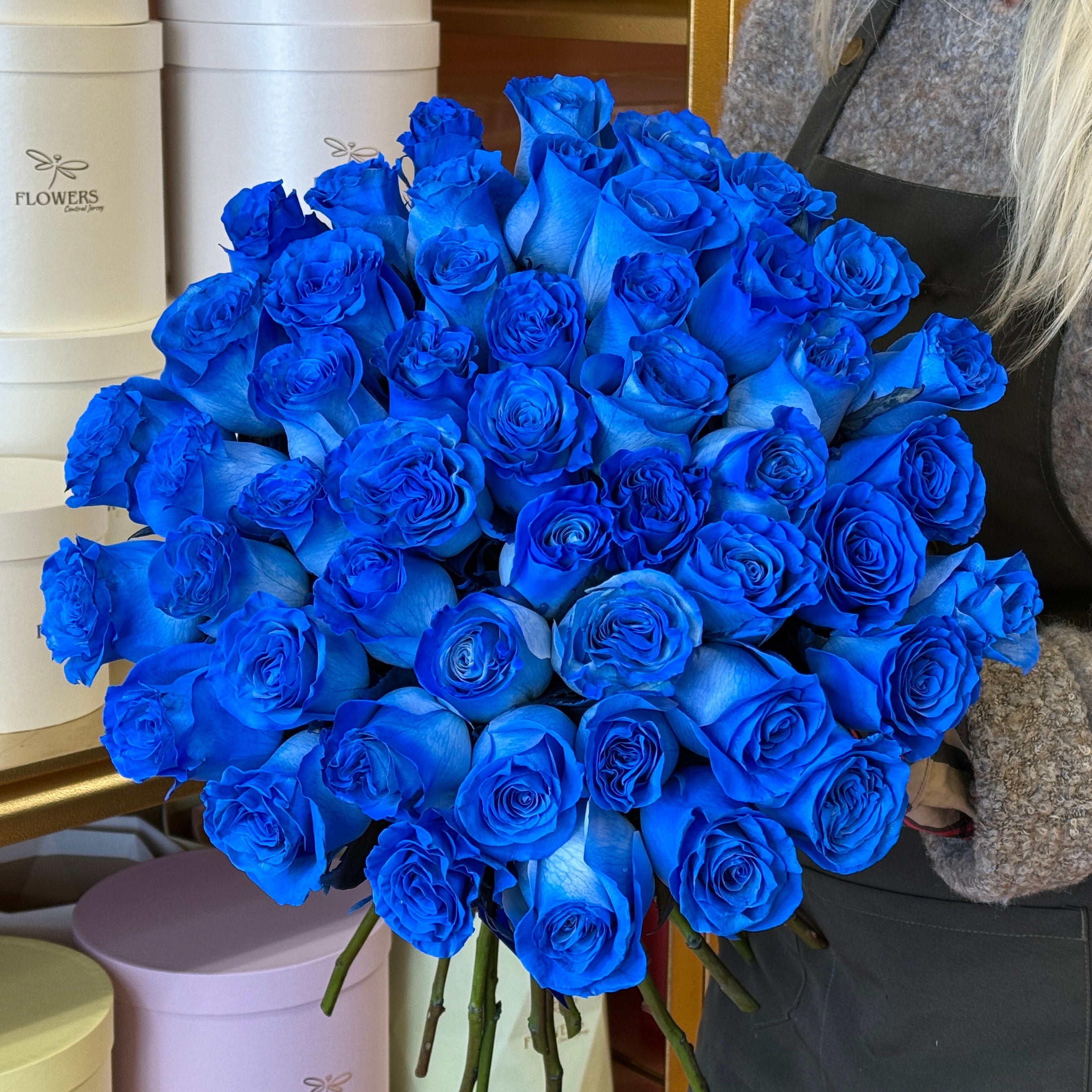 Blue Long-Stem Roses bouquet