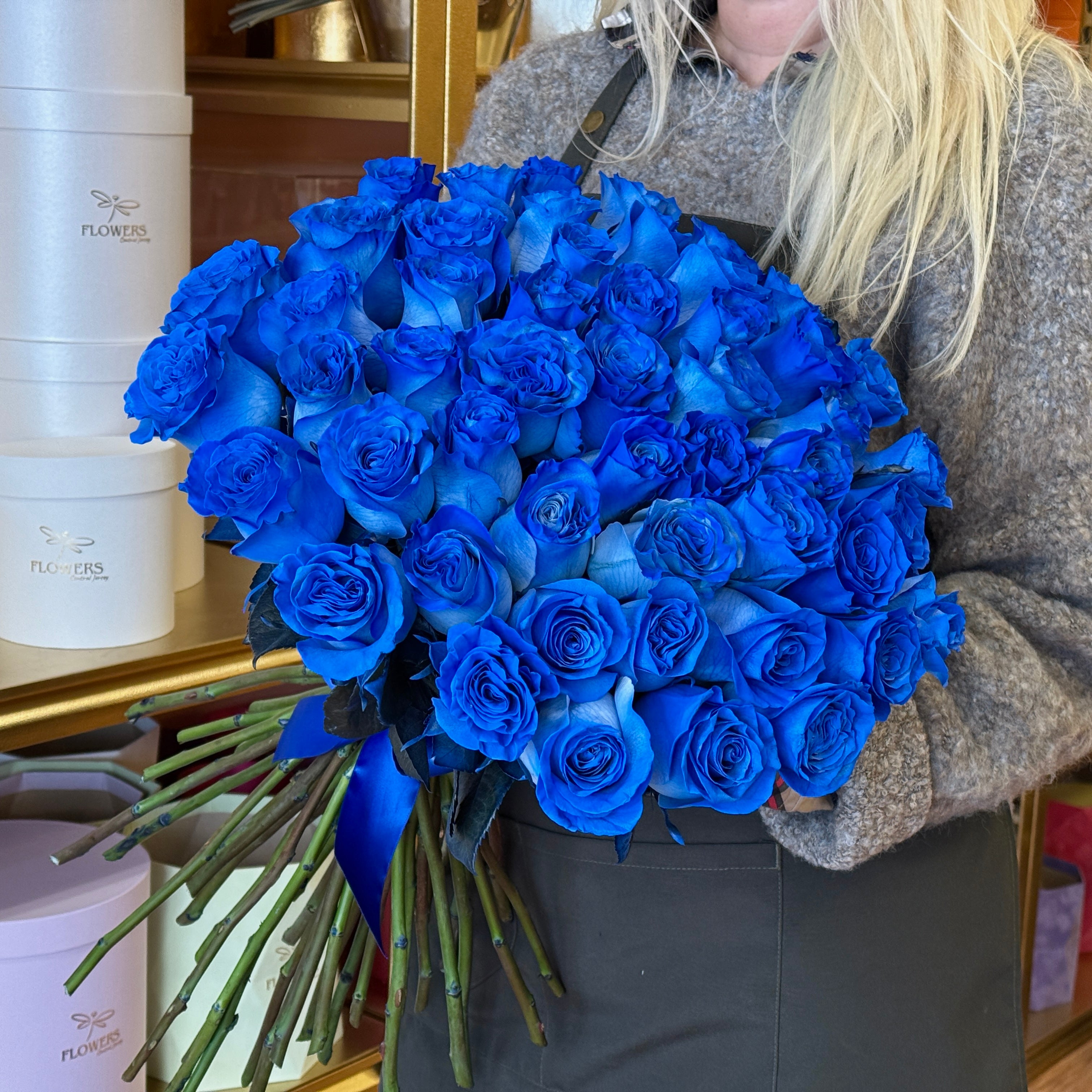 Blue Long-Stem Roses bouquet