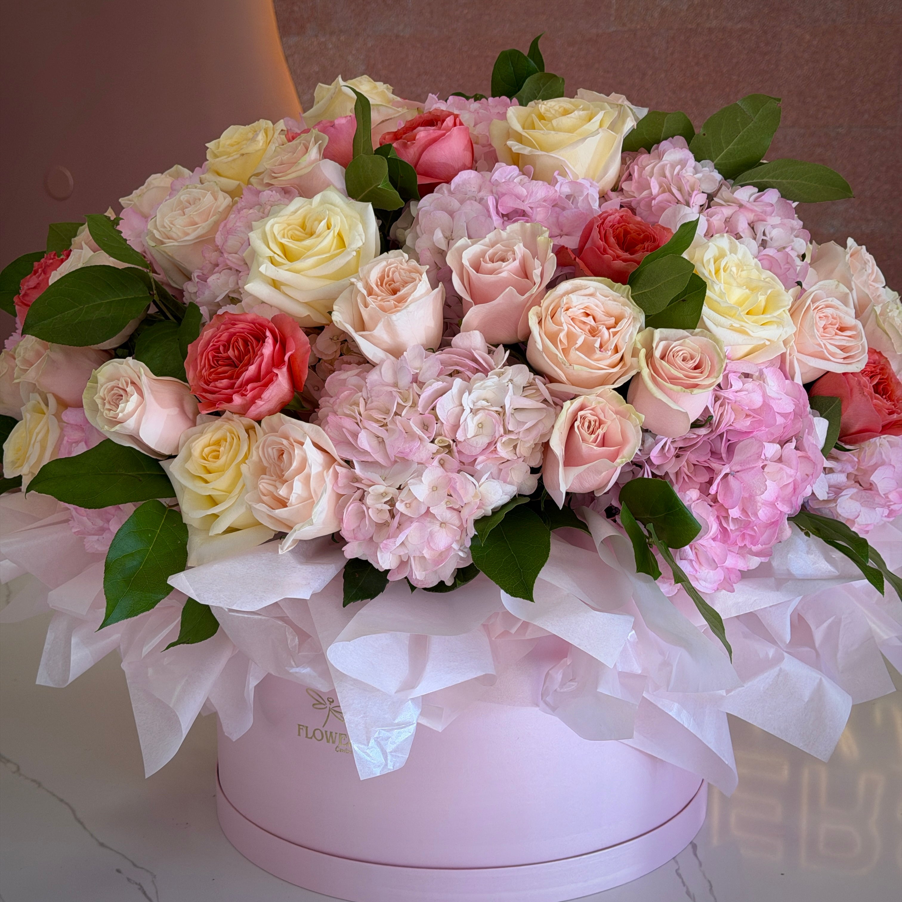 GIANT PINKY PROMISE Soft Colors Flower Box