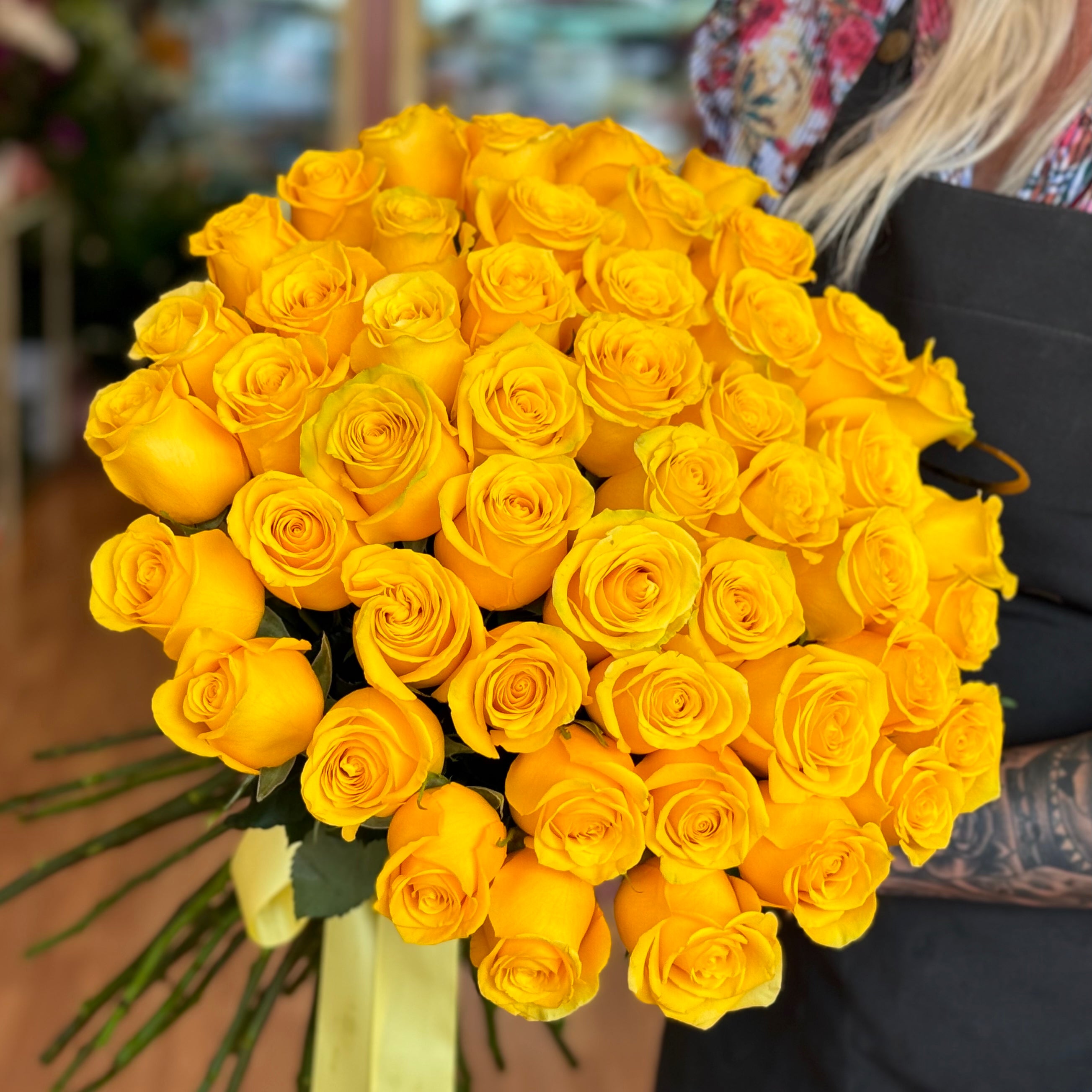 Yellow Long Stem Roses bouquet